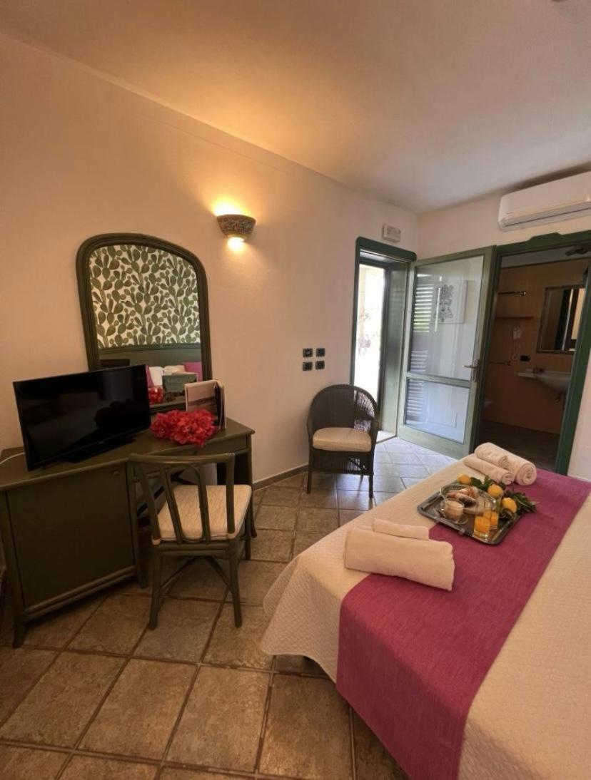 Valle Di Mare Country Resort Fontane Bianche Kültér fotó