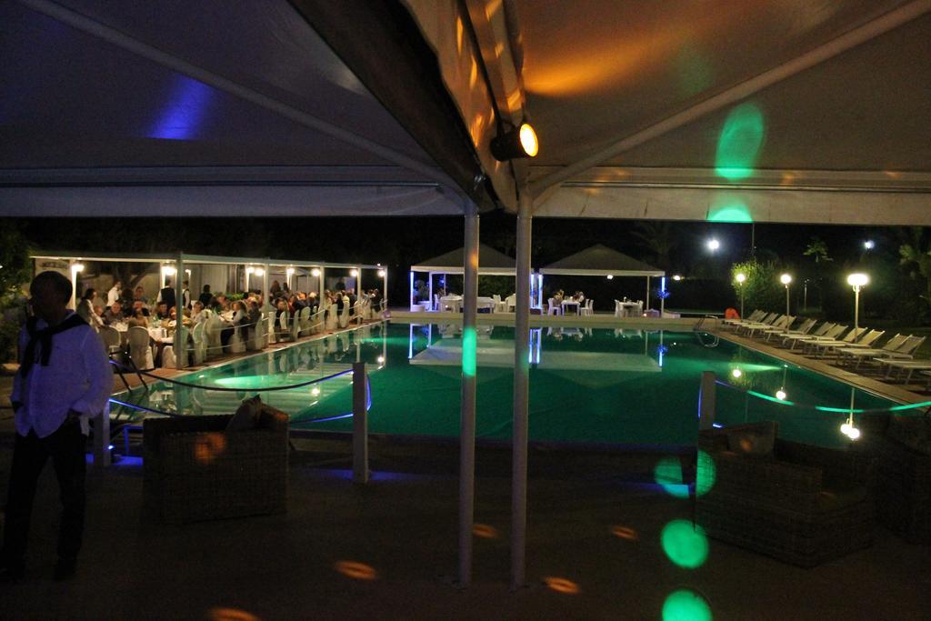 Valle Di Mare Country Resort Fontane Bianche Kültér fotó